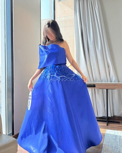 فستان سهرة نيلي بكلفة شك فاخر