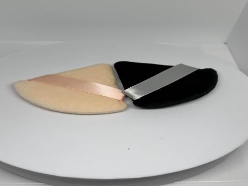 اسفنج مكون من قطعتين