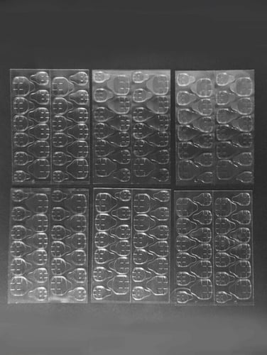 شريط غراء أظافر 6 ورقات