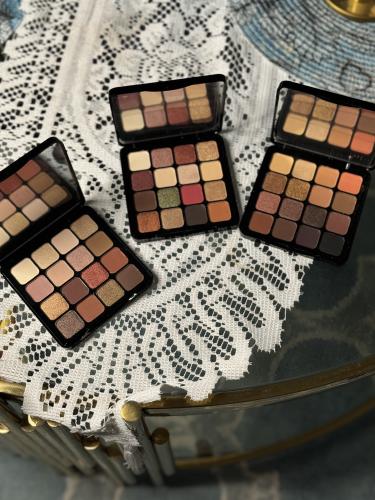 ظل عيون ماركة كايلين متوفر ب ٣ درجات