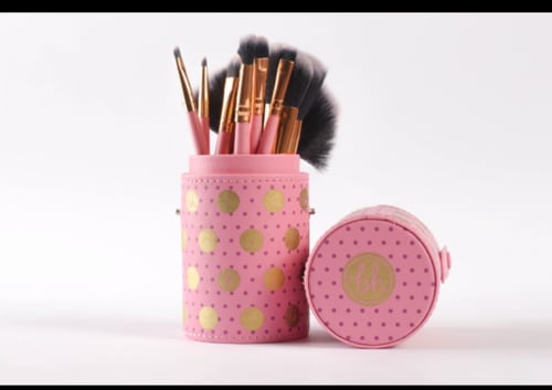 فرش مكونه من 12 فرشه + علبه ماركة bh