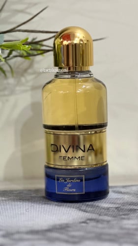 عطر نسائي