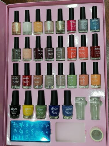 بوكس مناكير مع الرسم