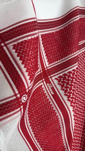 شماغ احمر سيجنتشر الهدف