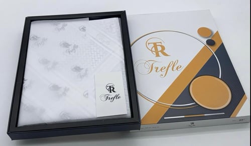 شماغ ابيض تريفل