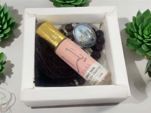 مجموعة ( سبحة و عطر ) اللون البني