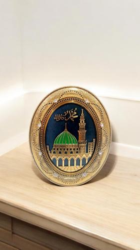 برواز - برواز بتصميم الروضة الشريفة - خلفية سوداء...