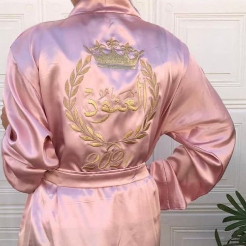 روب حرير للعروس او الميك أب