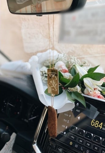 تعليقه كسره العود من ريفانا