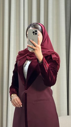 عباية شتوية بليزر عنابي