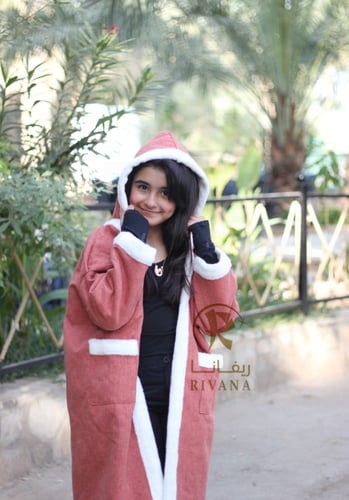 فروة شتوية للاطفال بالاسم بالوان مختلفه