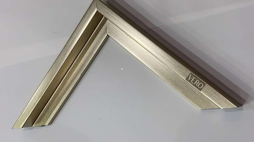 مرايا كلاسيك جبسية