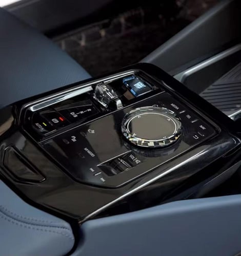 اضاءه داخليه اماميه اصليه bmw 2024-2025