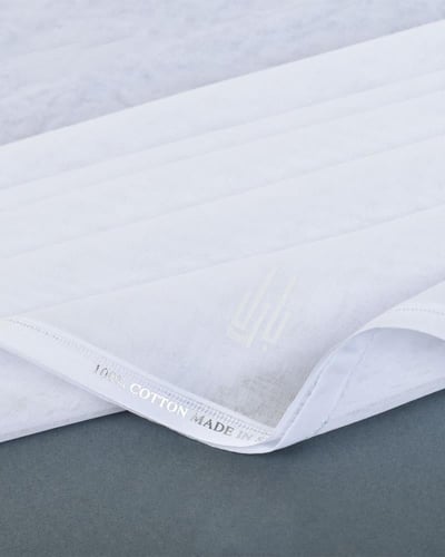 غترة سويدي فاخرة بازل