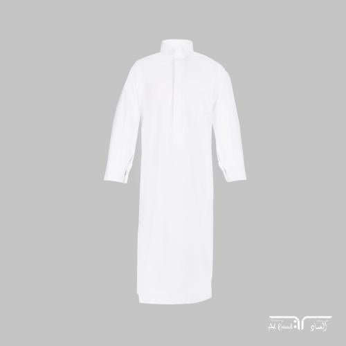 ثوب ولادي ابيض قلاب بكبك من ملبوسات العماد