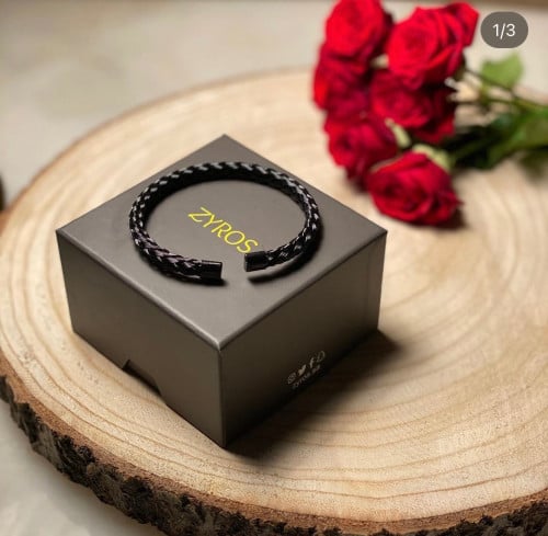 اسورة ماركة زايروس