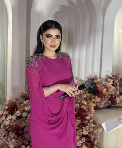 فستان كريب بأكمام شيفون بفصوص- 0018