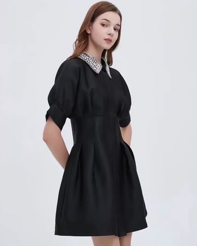 فستان بتطريز ياقة - 0044