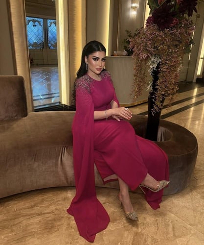 فستان كريب بأكمام شيفون بفصوص- 0018