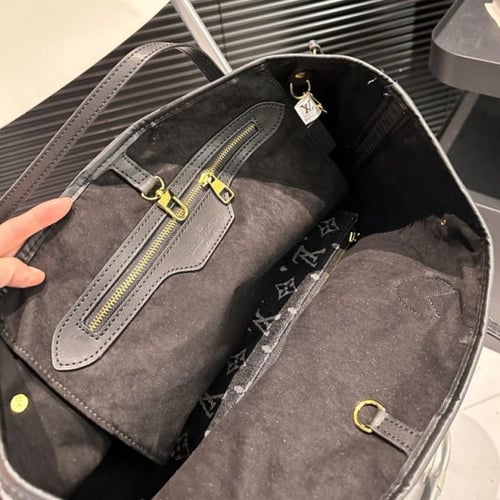 شنطة لويس فيتون