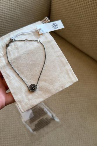 Tory Burch اسواره