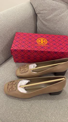 Tory burch 39