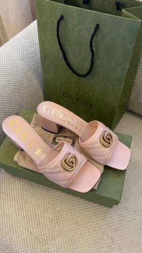 Gucci size 39.5