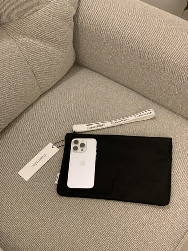 Clavin Klein Pouch