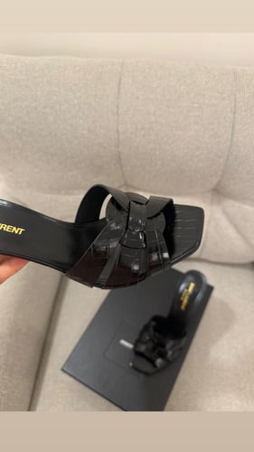 YSL | مقاس ٣٧.٥