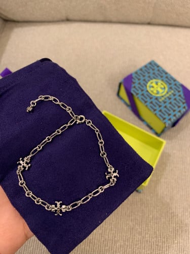 Tory Burch اسواره