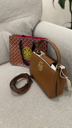 Tory burch