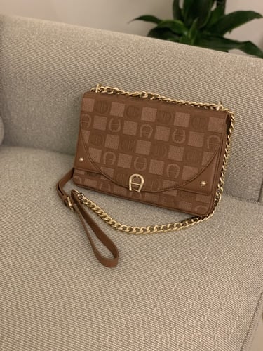 Aigner Bag