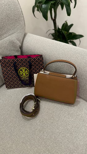 Tory burch
