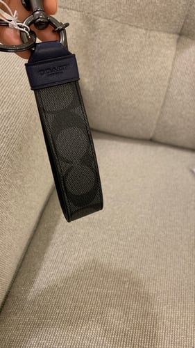 ميداليه Coach