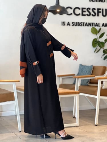 عباية كتف مع جلد بني - ايف ستايل