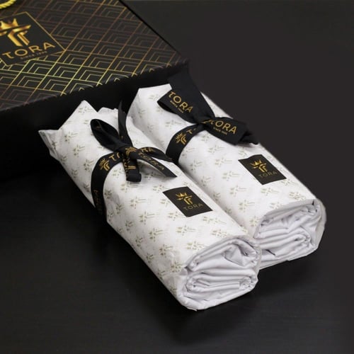 ياباني نصف واقف