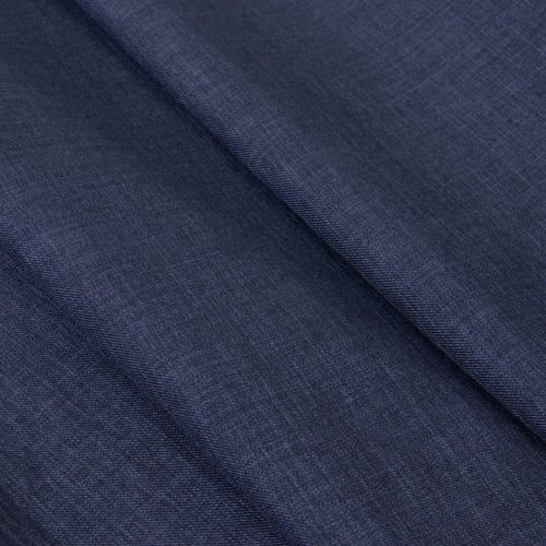 سميراميس نصف واقف بنقشه مقلمه