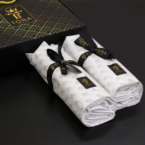 سميراميس نصف واقف سادة