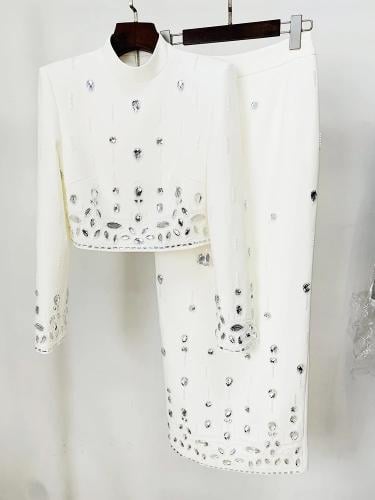 طقم تنوره مزين بكرستال