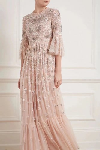 فستان باكمام فرنسية