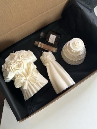Bride's gift