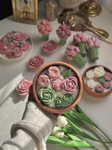 10 ceramic candles