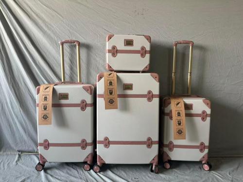 Travel bags Kelasik 7 pieces
