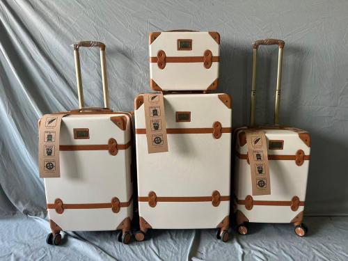 Travel bags Kelasik 7 pieces