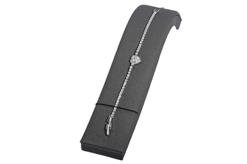 Heart tennis bracelet