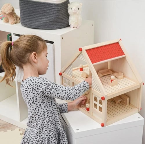 فيلا خشبية على طراز منتسوري