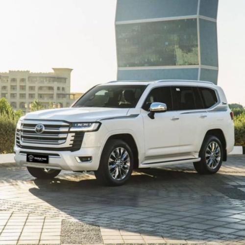 تظليل متحرك لمركبة من نوع جيب