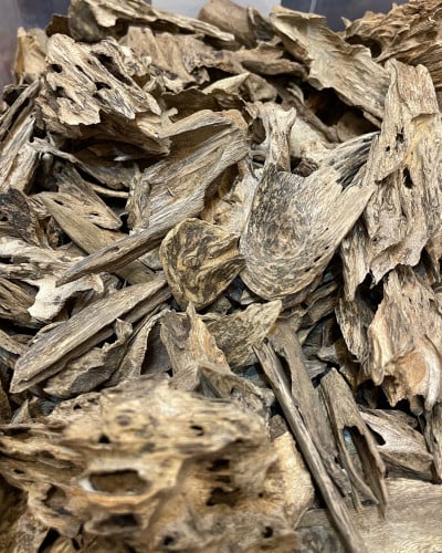 عود ارياني فاخر