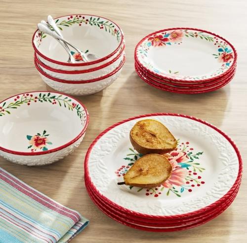 طقم سفره احمر