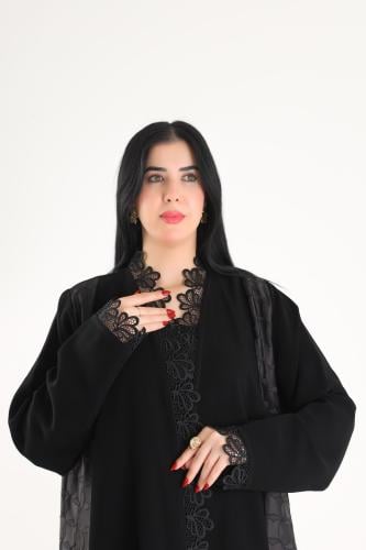عباية لمار قماش كريب اندنوسي تدخيلات جاكار قصة كلوش | اسود
